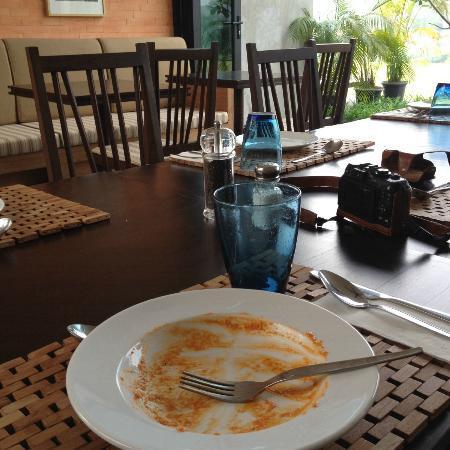 Flow Wine & Tapas Bar at Zensala